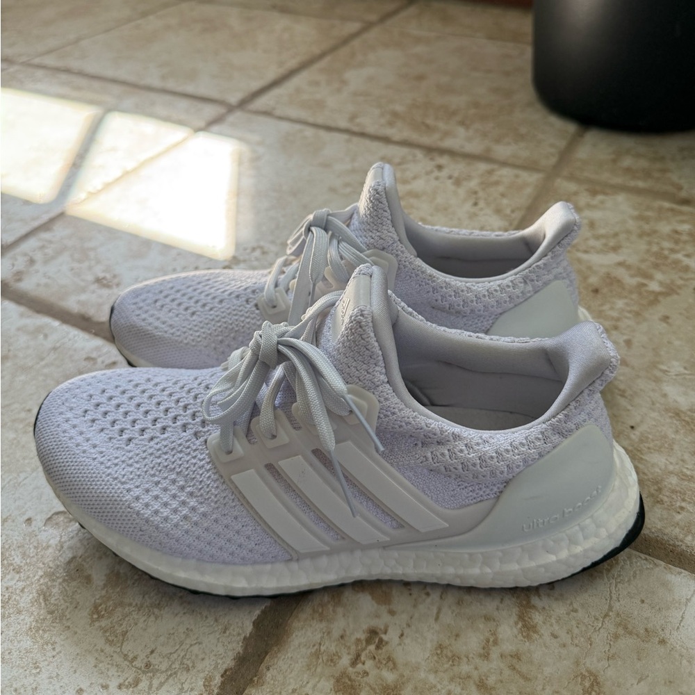 White Adidas Ultraboost Sneakers Women’s Size 7